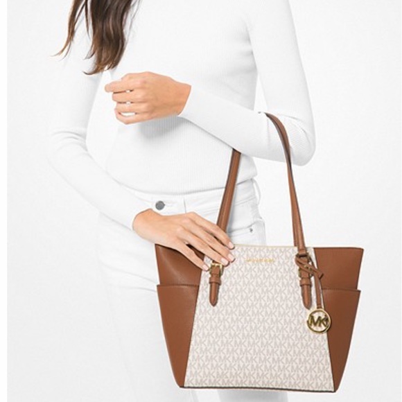 MICHAEL KORS Charlotte Large Top-Zip Tote - Picture 2 of 10